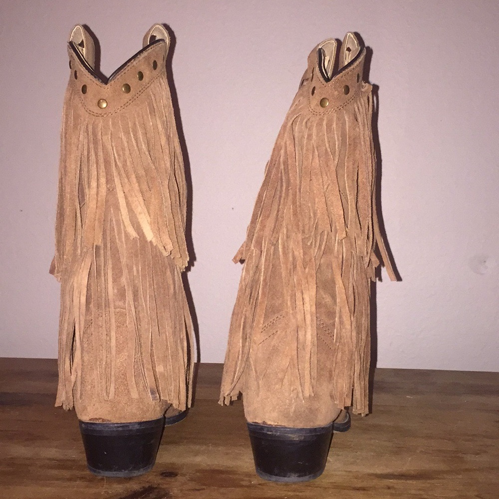 Boots - Picture 2 of 2